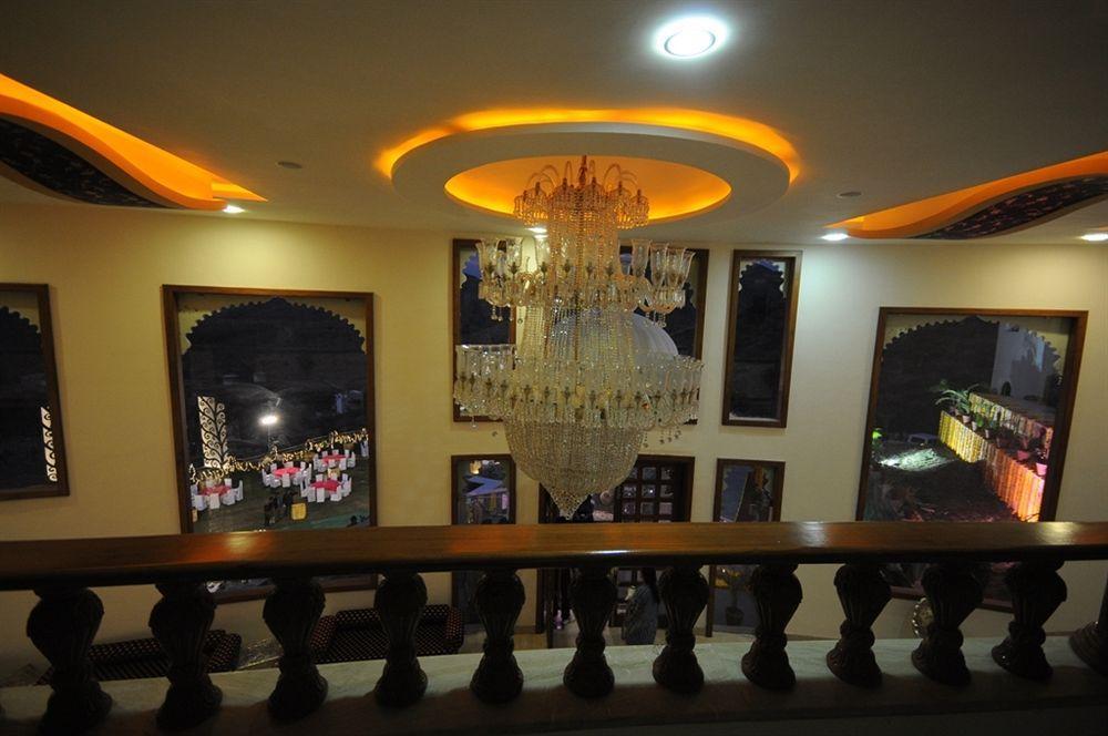 Bhairavgarh Palace Udaipur Exteriör bild