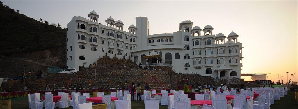 Bhairavgarh Palace Udaipur Exteriör bild