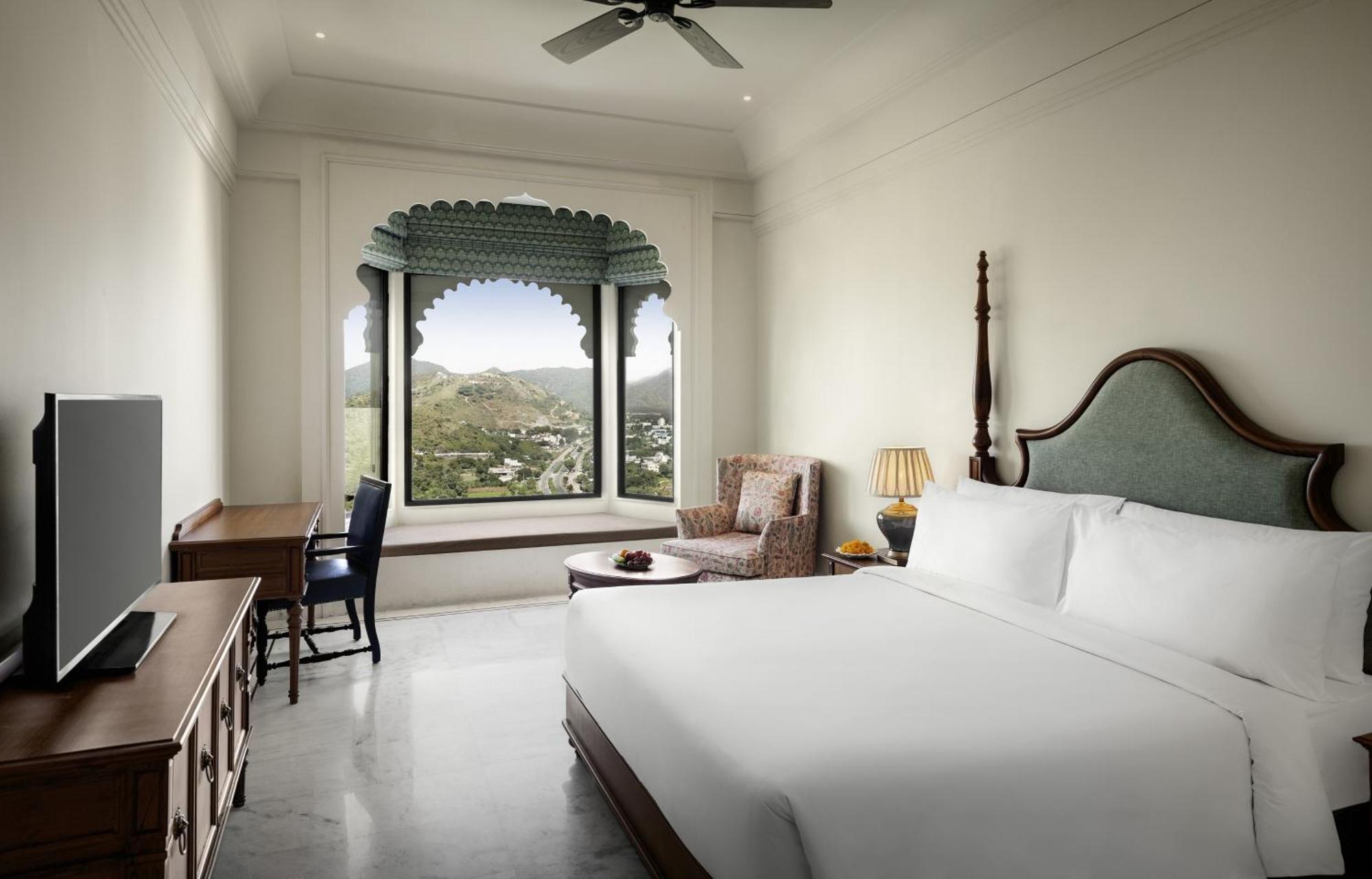 Bhairavgarh Palace Udaipur Exteriör bild